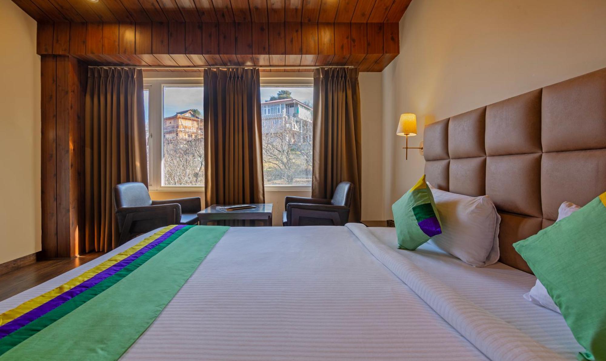 Treebo The Northern Retreat Resort With Mountain View Shimla Exterior foto